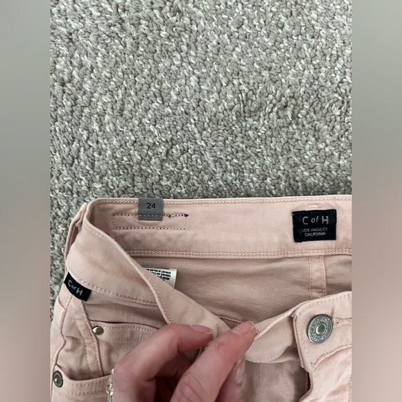 Citizens Of Humanity. Size 24. Rocket Crop High Rise Skinny. Pale Pink. - Picture 3 of 5